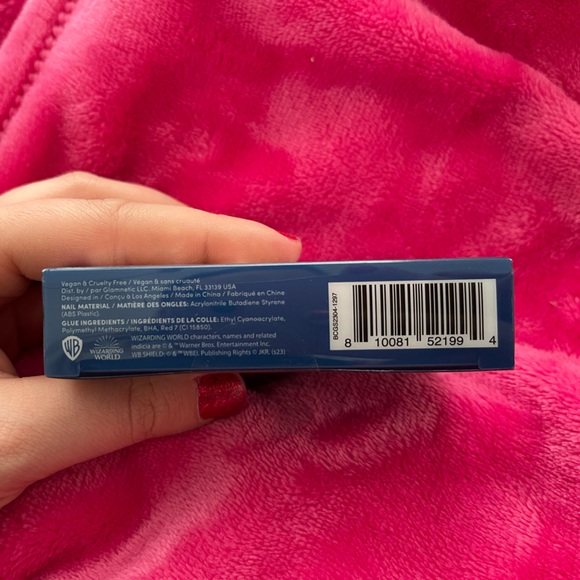 Glamnetic nail kit - Picture 5 of 8